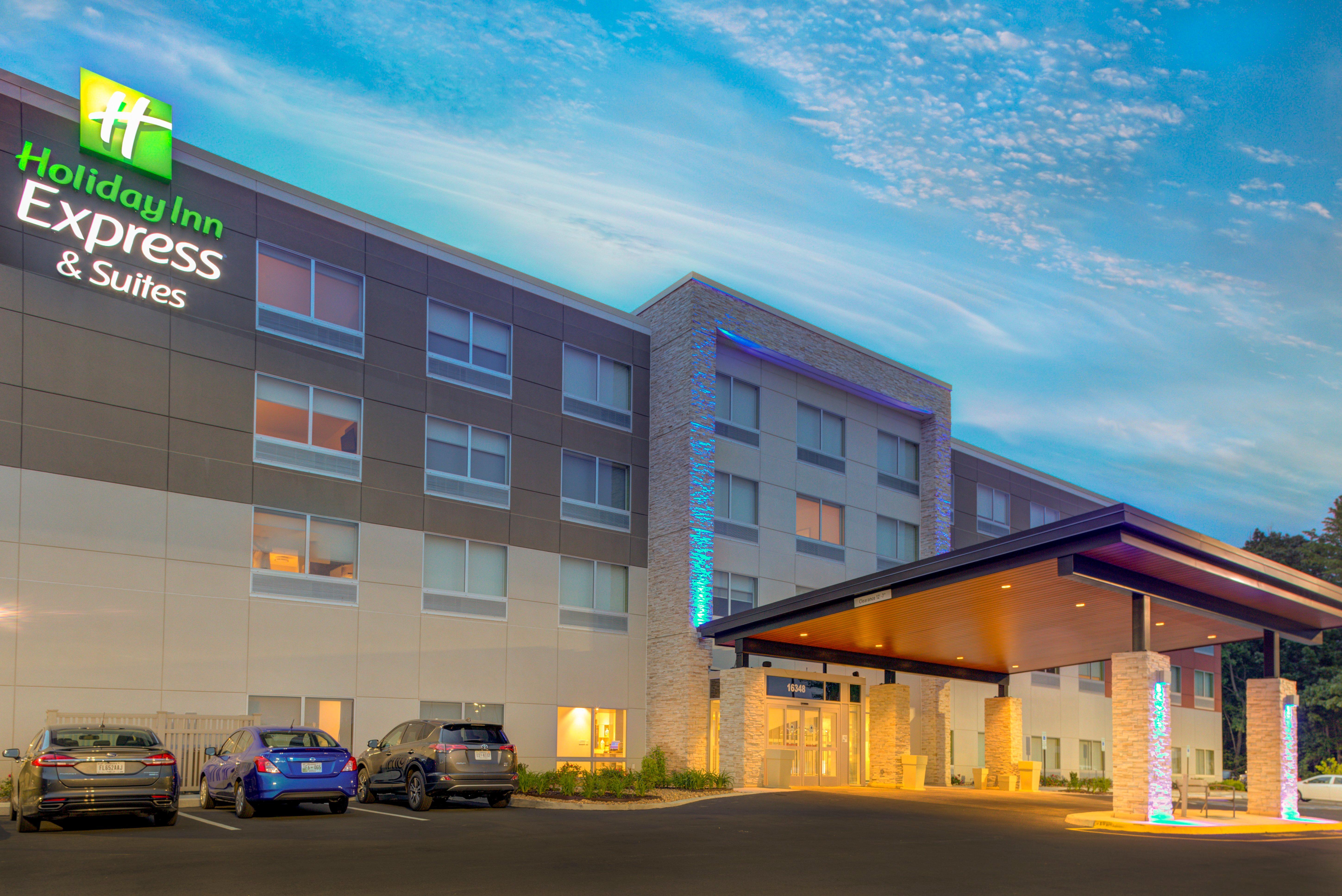 Holiday Inn Express & Suites - King George - Dahlgren By Ihg Alden Εξωτερικό φωτογραφία