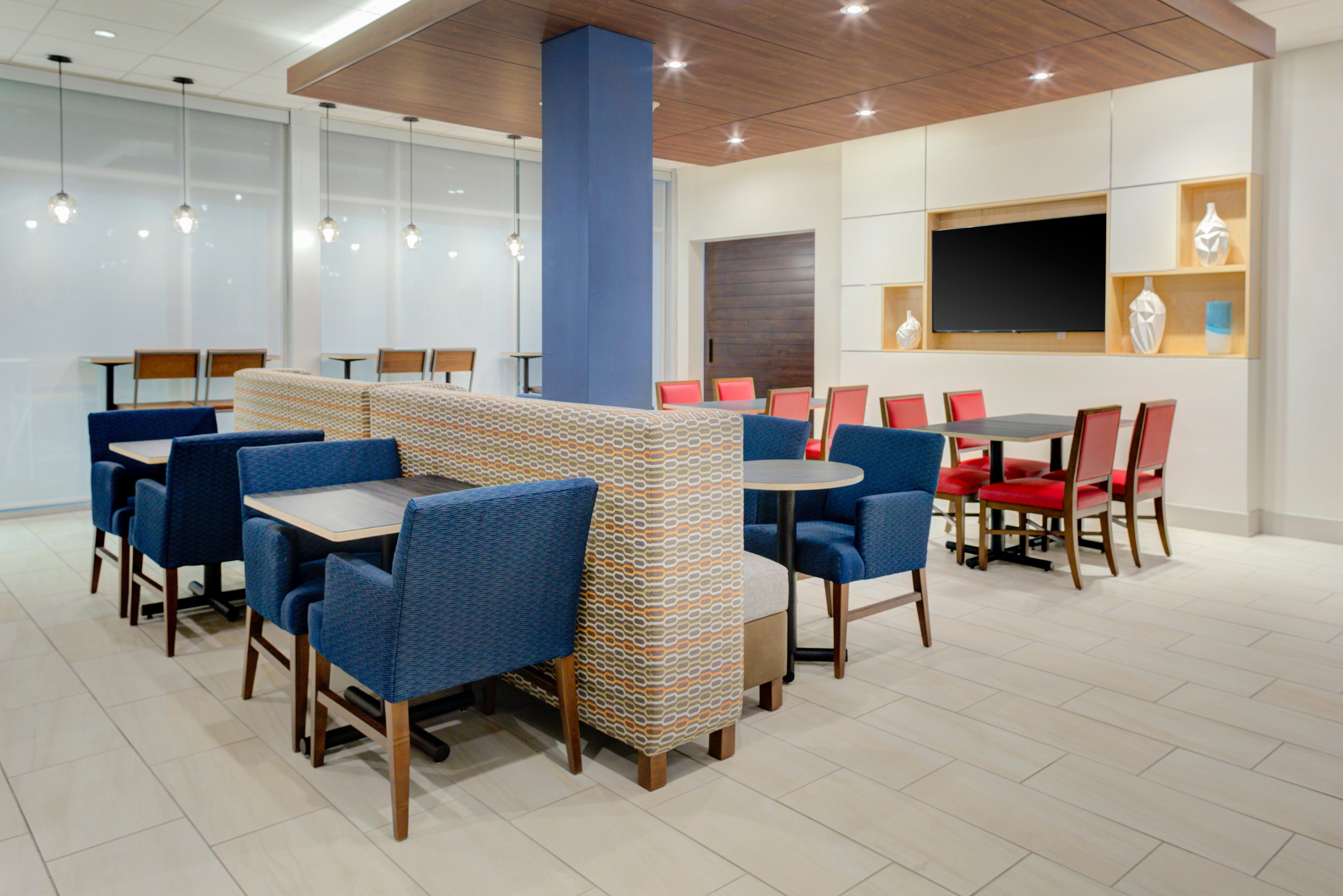 Holiday Inn Express & Suites - King George - Dahlgren By Ihg Alden Εξωτερικό φωτογραφία