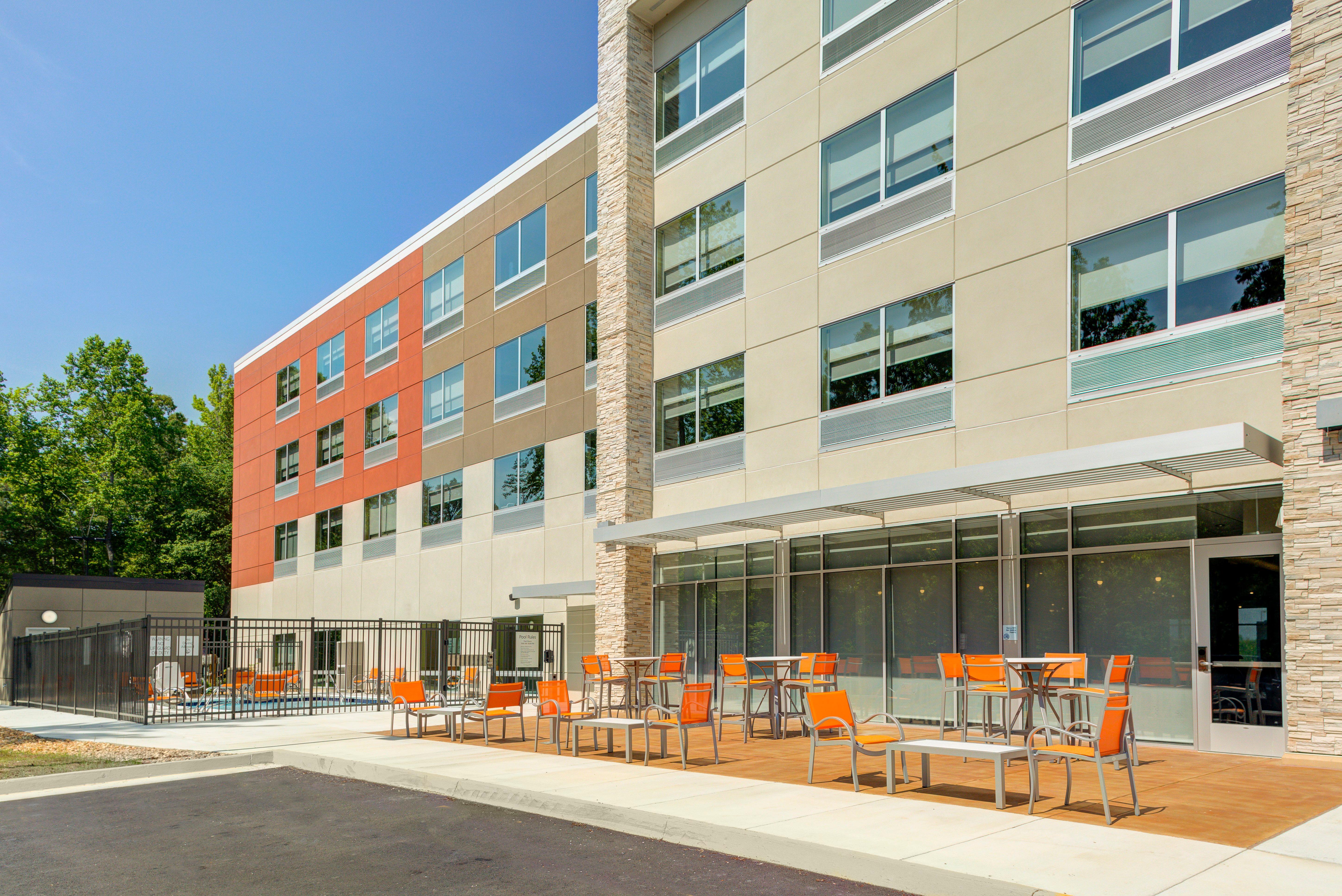 Holiday Inn Express & Suites - King George - Dahlgren By Ihg Alden Εξωτερικό φωτογραφία
