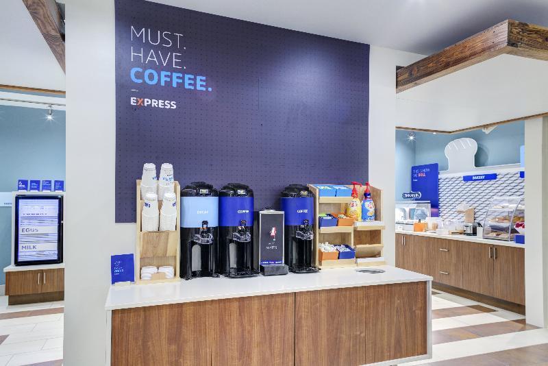 Holiday Inn Express & Suites - King George - Dahlgren By Ihg Alden Εξωτερικό φωτογραφία