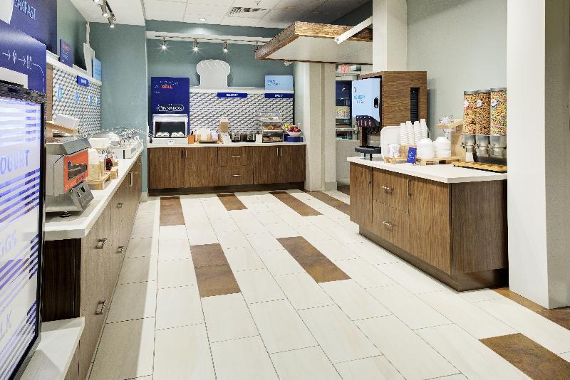 Holiday Inn Express & Suites - King George - Dahlgren By Ihg Alden Εξωτερικό φωτογραφία